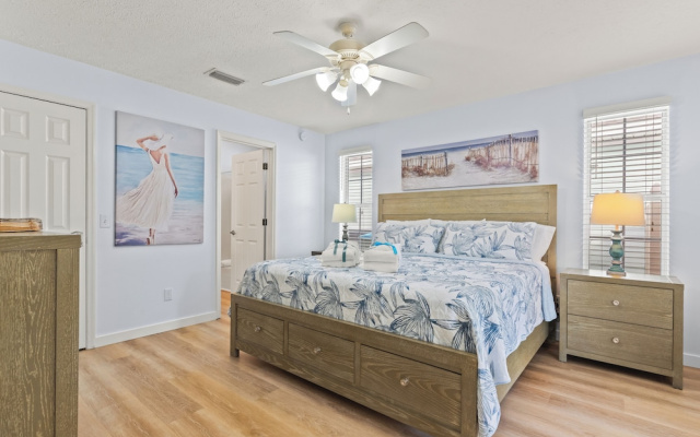 photo 5 of Great Rates Available Now! / Relaxing Coastal Beach Home West PCB / 3Bd & 2Ba