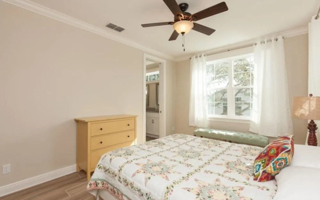 photo 3 of 219 Lincoln Ave - 3 Br Home
