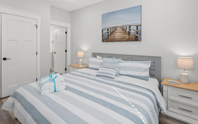 photo 3 of Laguna Haven! 3BR 2BA Sleeps 7! Your Perfect Escape!