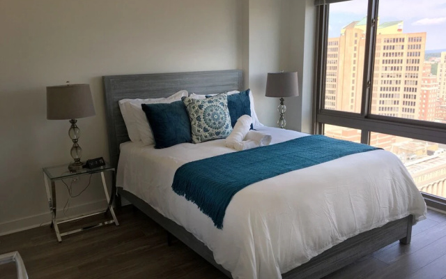 photo 4 of 221 Luxury Suites