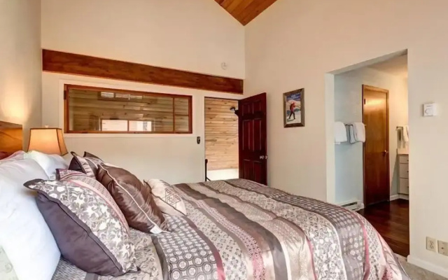 photo 3 of 2-225 Eagle Dr Unit 8B Summer Only