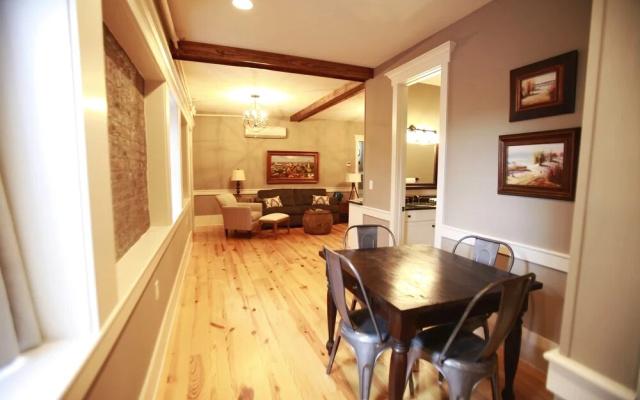 photo 5 of 229 King Luxury Suites