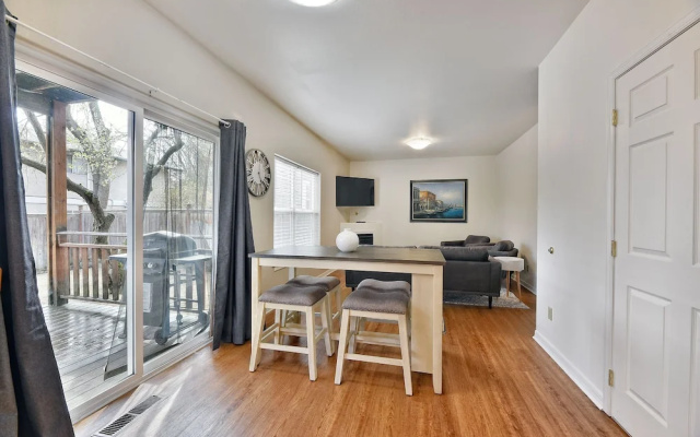 photo 5 of 230 4th Street
