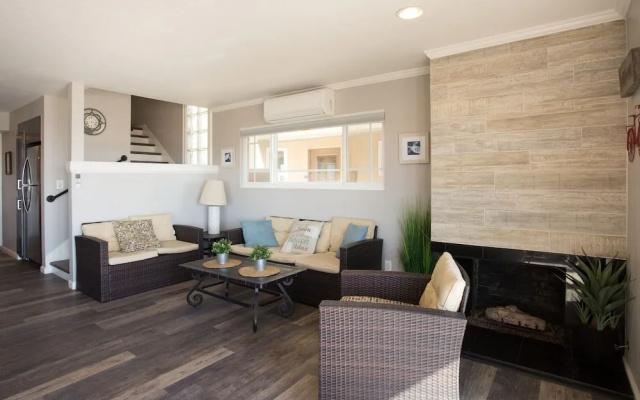 photo 5 of 2314 W Ocean Front AB 68217 by RedAwning