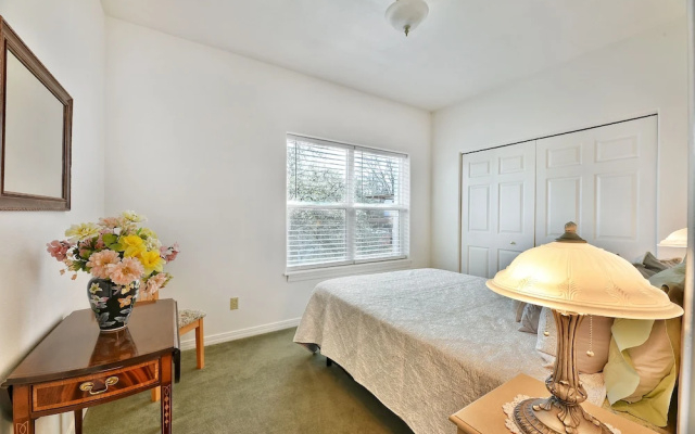 photo 3 of 232 4th Street