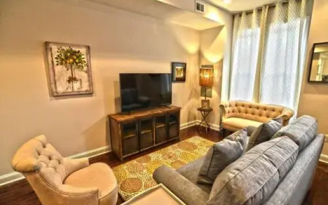 photo 4 of 238 Northeast Townhome #1063 - 4 Br Townhouse