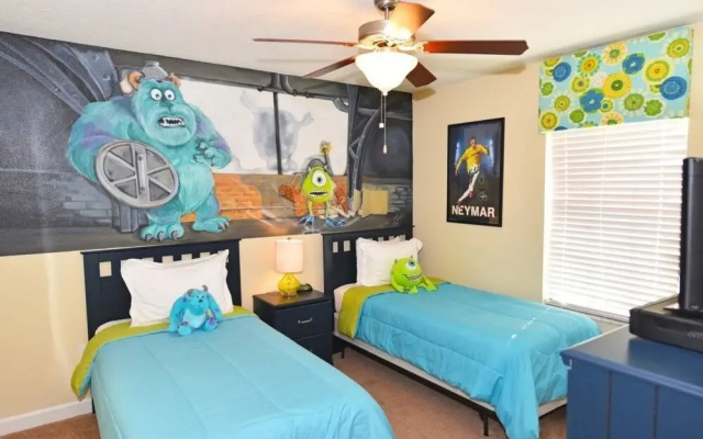 photo 4 of 2383 Victoria Drive,