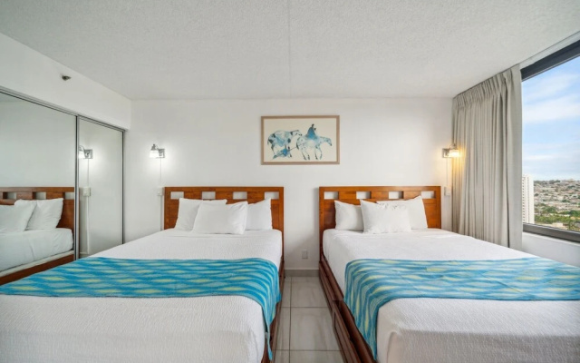 photo 4 of Gorgeous High Rise Waikiki Condo with Ocean and Diamond Head Views