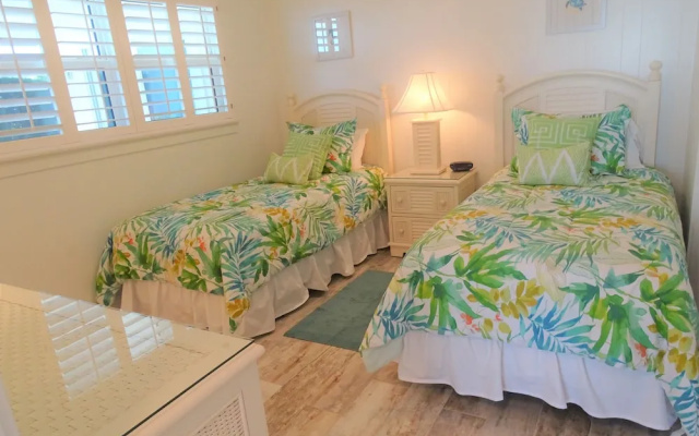 photo 2 of 24 Aloha Kai 2 Bedrooms 1 Bathroom Apts
