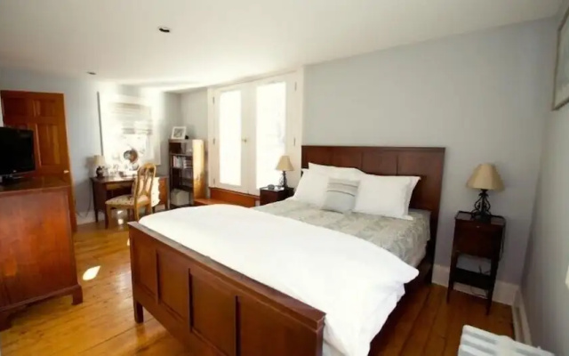 photo 5 of 24 East Main Street B&B