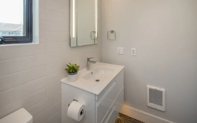 photo 4 of 24 Robert Drive - 1 Br Home