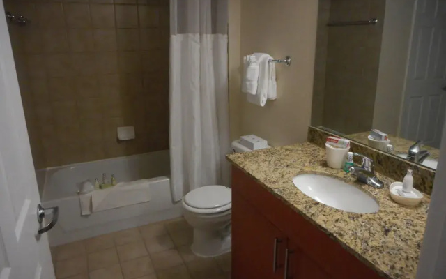 photo 5 of 2400 M Apartments