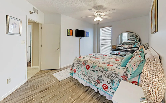 photo 2 of 24770 Perdido Beach Blvd Condo Unit 1005 3 Bedrooms 2 Bathrooms Condo
