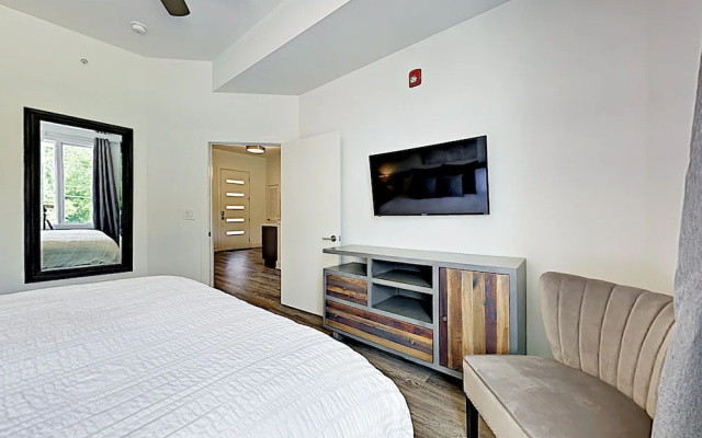 photo 5 of 2519 Nashville (1655-165057) - 1 Br Apts
