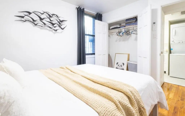 photo 5 of 26-1c New 1BR Gramercy W D Shared Outdoor