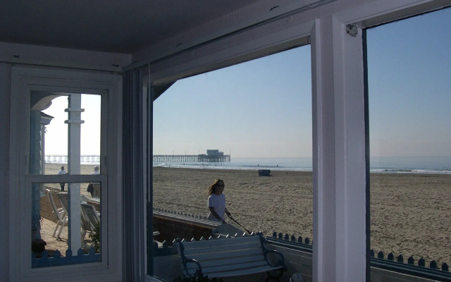 photo 3 of 2710 W Ocean Front 68169 by RedAwning