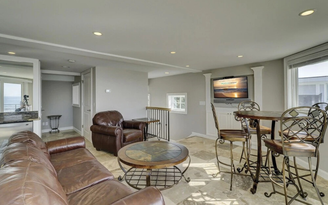 photo 2 of 28 Carters Manor