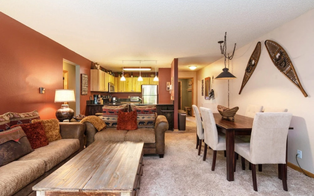 photo 4 of 288 W Beaver Creek Blvd Condo Unit H1 - 2 Br condo by RedAwning