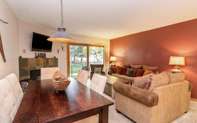 photo 5 of 288 W Beaver Creek Blvd Condo Unit H1 - 2 Br condo by RedAwning