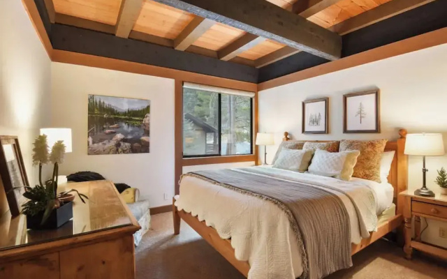 photo 3 of Joy on the River Stunning Waterfront Home for 10