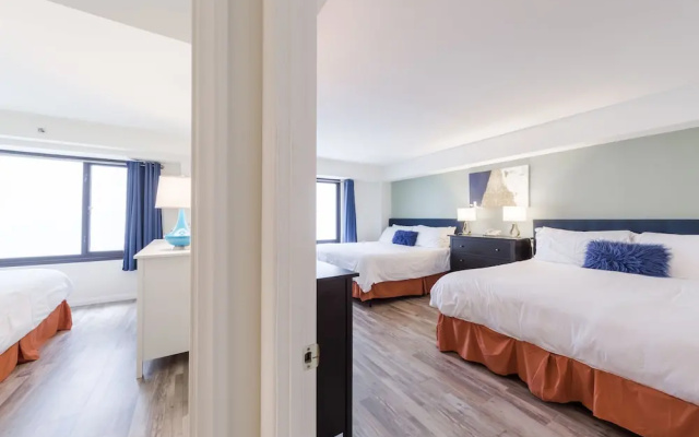 photo 4 of Stay Together Suites | Strip Condominium