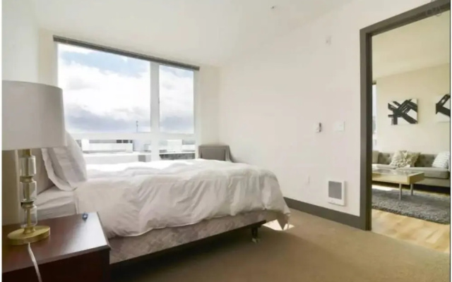 photo 5 of 2bd2bath Waterfront Home in Hrt of SEA
