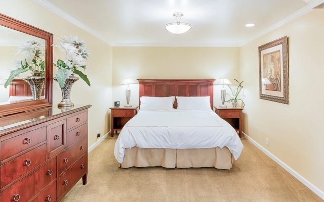 photo 3 of 2-Bedroom Condo Near Trails #SILV374P
