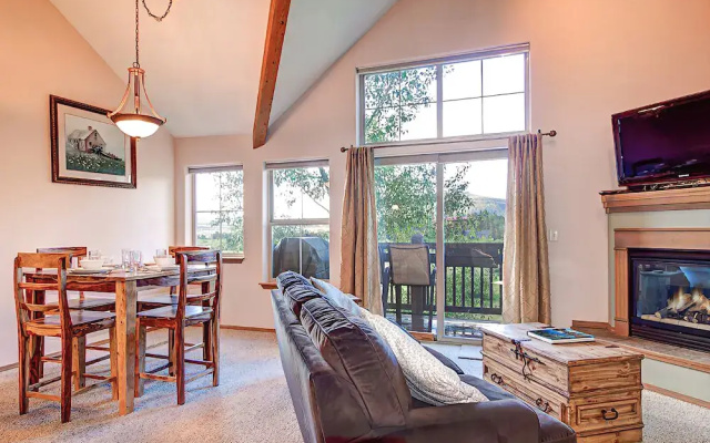 photo 3 of 2BR 3BA Townhome in Frisco by RedAwning