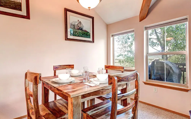 photo 5 of 2BR 3BA Townhome in Frisco by RedAwning