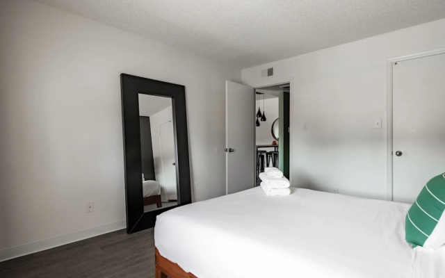 photo 4 of 2BR Apt North Phoenix Pool byWanderJaunt