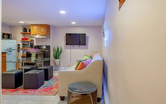 photo 3 of 2 br City Retreat Peace Privacy Parking
