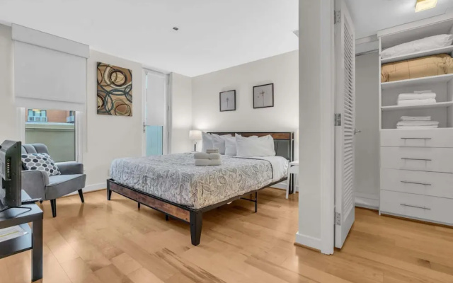 photo 4 of 2br Furnished Apartment Near Smithsonian 2 Bedroom Apts by RedAwning