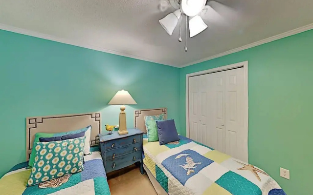 photo 5 of *2br OCEANFRONT RETREAT*KING Ensuite*Pool*NMB Cherry Grove*Pc4