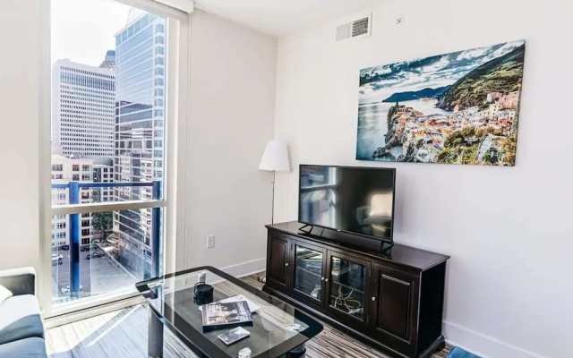 photo 3 of 2br Uptown Charlotte Furnished Apartments 2 Bedroom Apts by RedAwning
