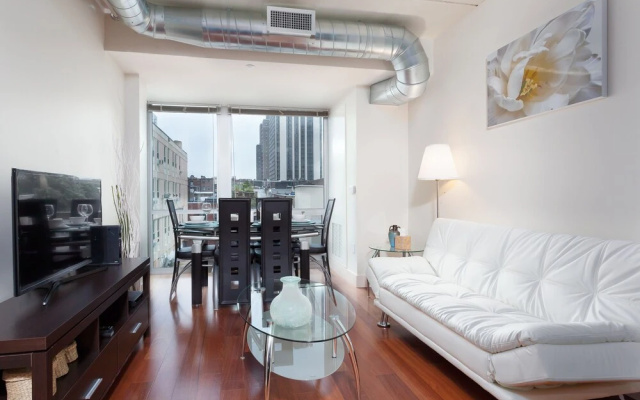 photo 5 of 2br/1ba Apartment Near Rittenhouse Square 2 Bedroom Apts by RedAwning