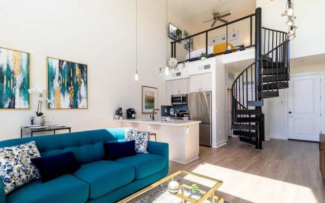 photo 5 of 2sty Loft-Close to Shops & Dining-4057