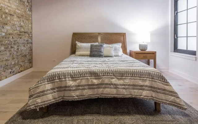 photo 4 of 3 BDR Downtown Luxury Loft-spacious, Safe & Secure