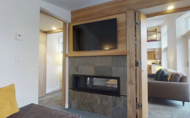 photo 3 of 3 Bedroom Condo in the Heart of Vail Village - 5 min Walk to Gondola 1