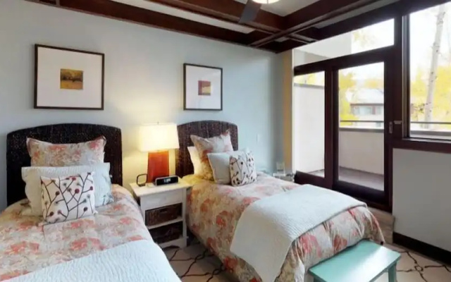 photo 4 of 3 Bedroom Platinum-rated Penthouse in Cascade Village, Steps to Chair Lift 20