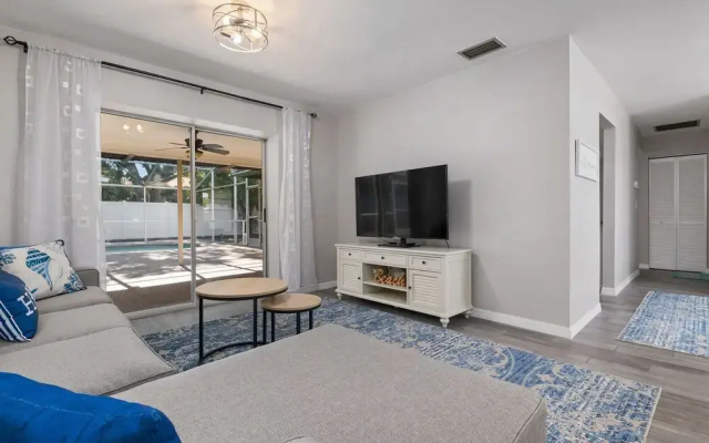 photo 5 of 3 Bedroom Pool Home Less Than 5 Miles to Beaches 3 Home by Redawning