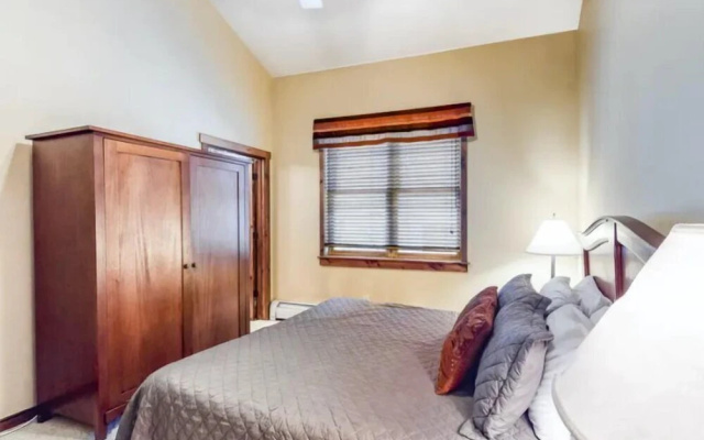 photo 5 of 3 Bedroom Townhome in Downtown Breckenridge, off Main Street With Pool, and Hot Tubs