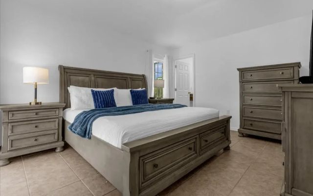 photo 4 of 3 Bedrooms / 2 Bathrooms / Lake Berkley (1076 LB), Kissimmee, US