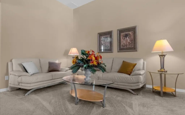 photo 2 of 3 BR Highercombe Villa w/Spa & Golf Views, Davenport, US