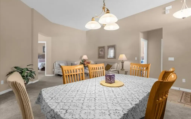 photo 3 of 3 BR Highercombe Villa w/Spa & Golf Views, Davenport, US