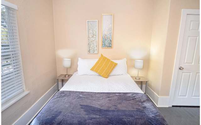 photo 5 of 3 BR 1 BA Remodeled Home Near Downtown