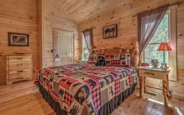 photo 3 of 3 Streams Cabin by Escape to Blue Ridge