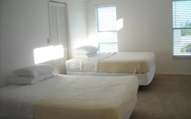 photo 3 of 3000 Sq Ft Beach And Bay Condo