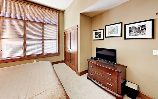 photo 3 of 3001 Northstar Drive Condo Unit 109