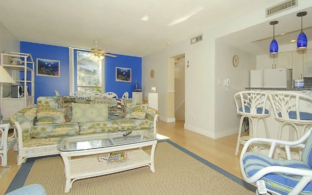 photo 3 of 3063 Seascape Villas by RedAwning