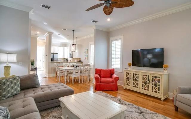 photo 2 of 30A Beach House - Sunny Daze By Panhandle Getaways